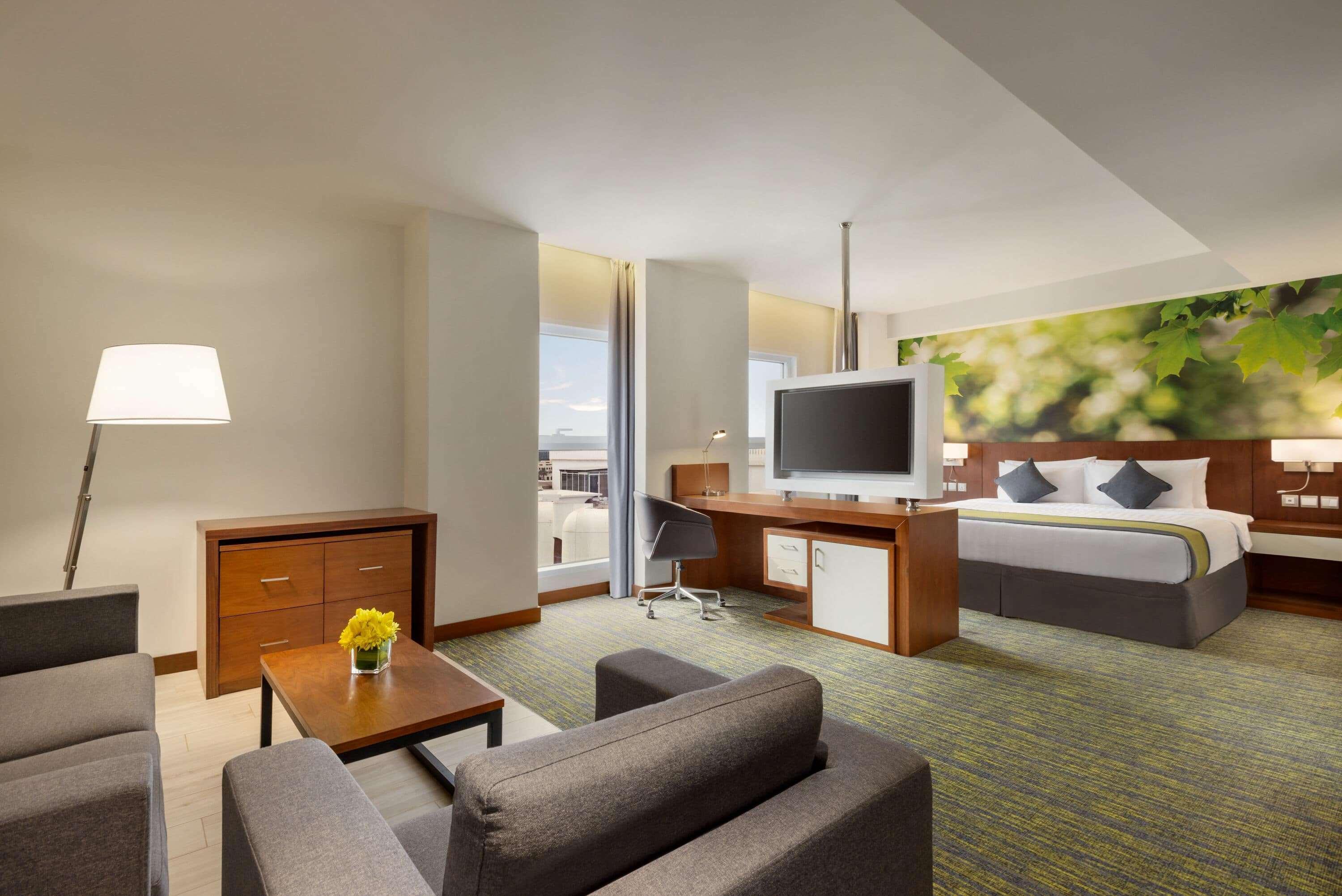 Wyndham Garden Muscat Al Khuwair Hotel Екстериор снимка