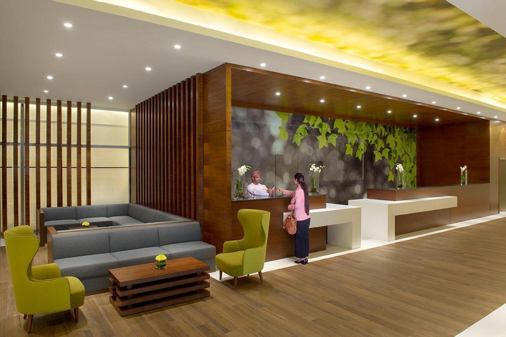 Wyndham Garden Muscat Al Khuwair Hotel Екстериор снимка